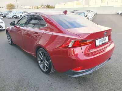 2015 Lexus IS 300h