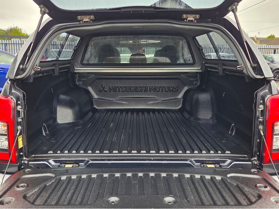 2020 Mitsubishi L200