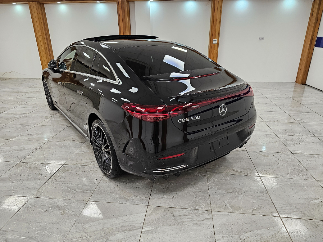 2023 Mercedes-Benz EQE