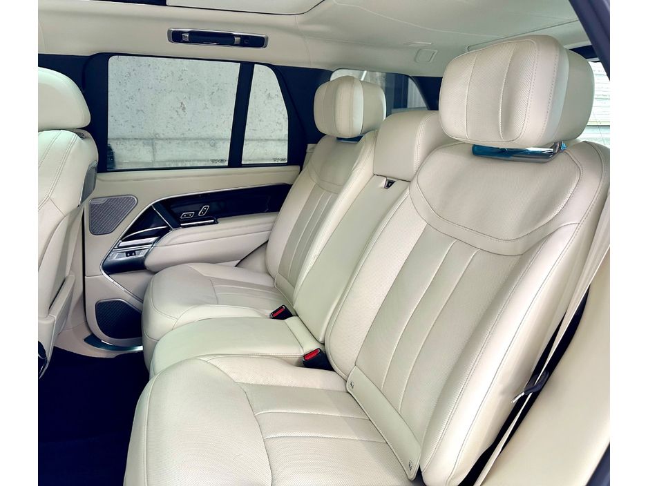 2025 Land Rover Range Rover