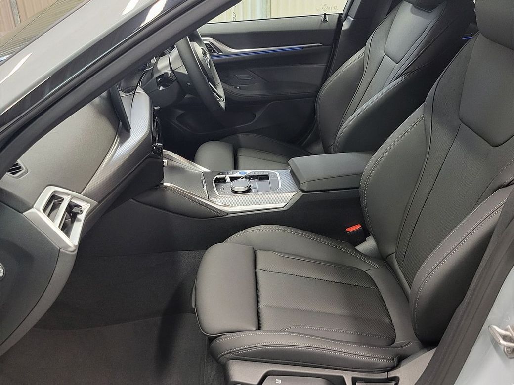 2026 BMW i4