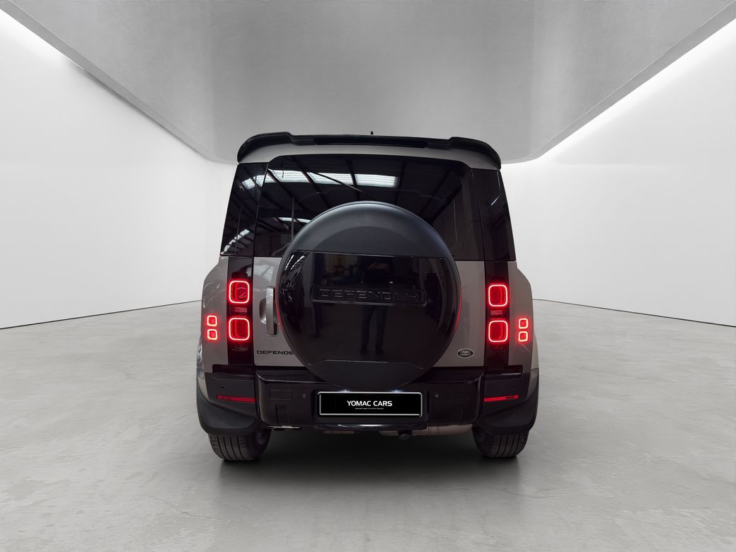 2022 Land Rover Defender