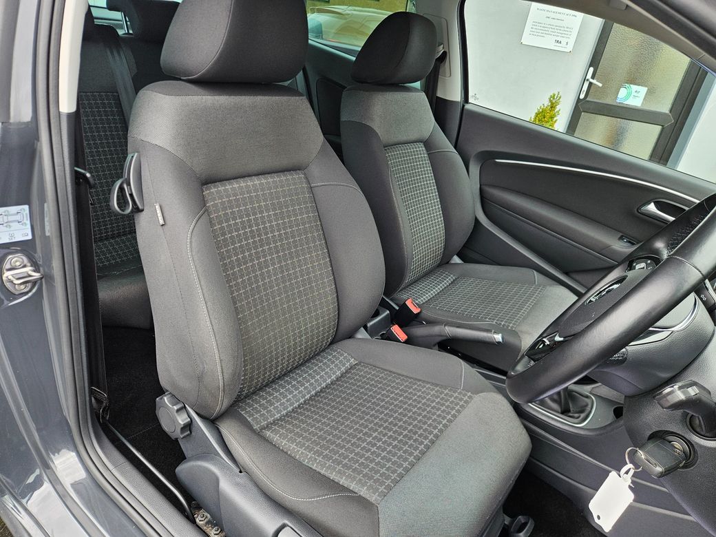 2016 Volkswagen Polo