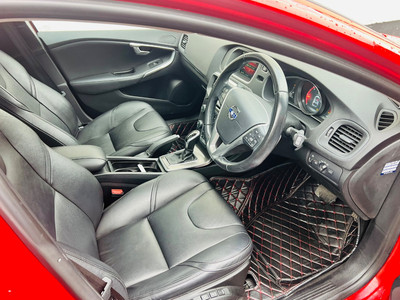 2015 Volvo V40