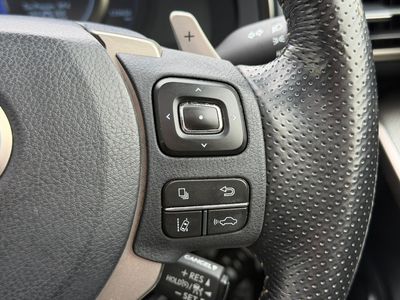 2018 Lexus IS 300h