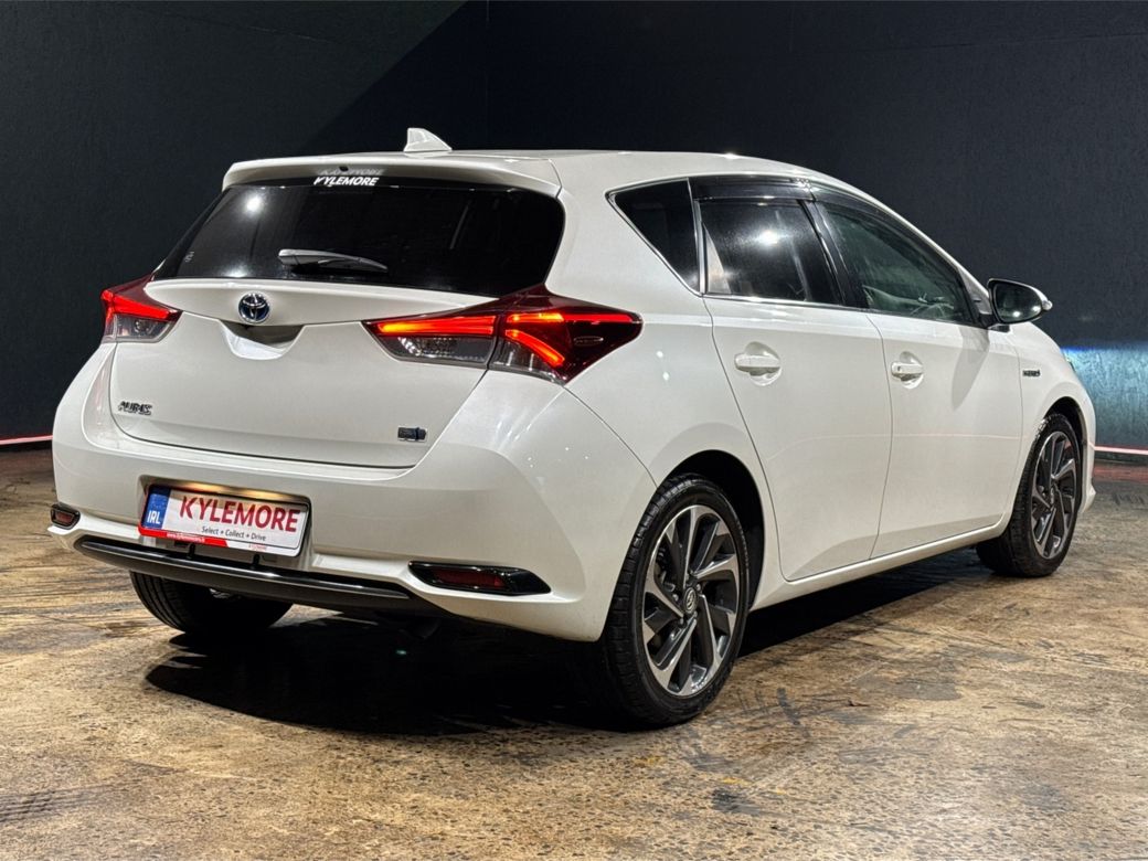 2017 Toyota Auris