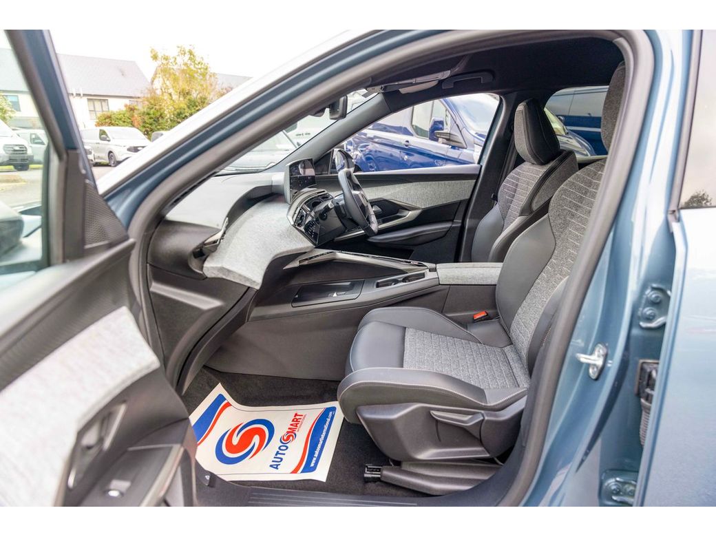 2025 Peugeot 5008