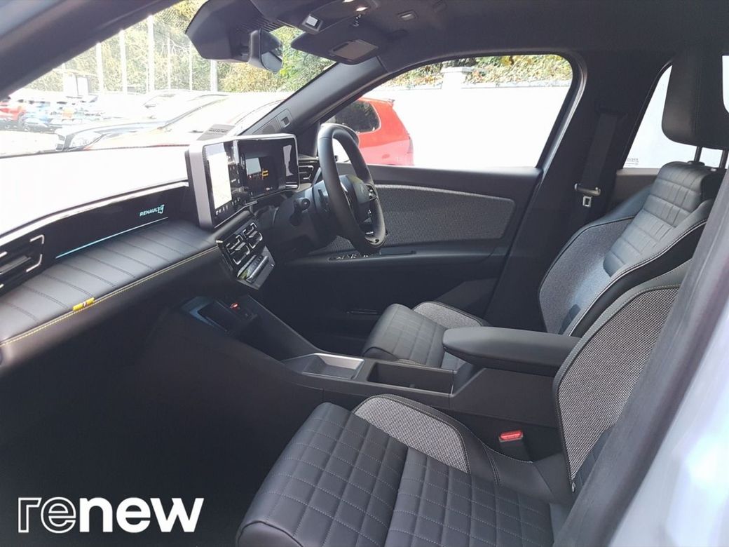 2025 Renault 4