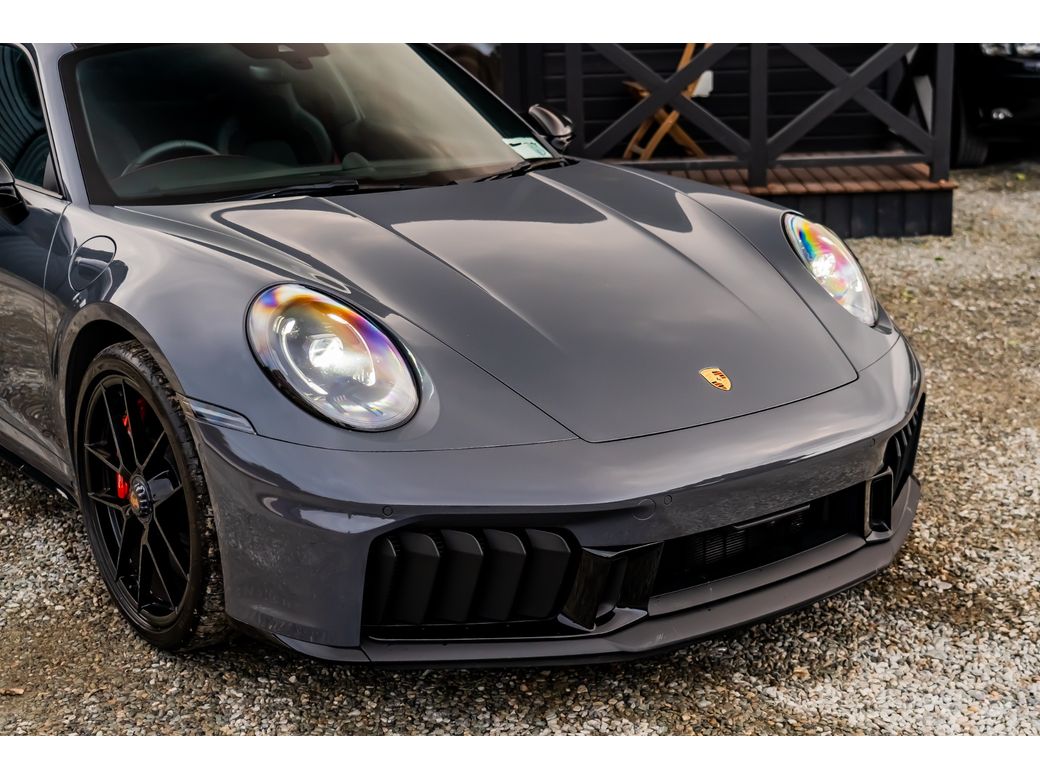2025 Porsche 911