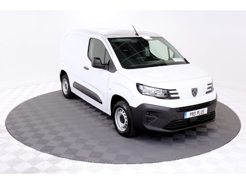 2025 Peugeot Partner