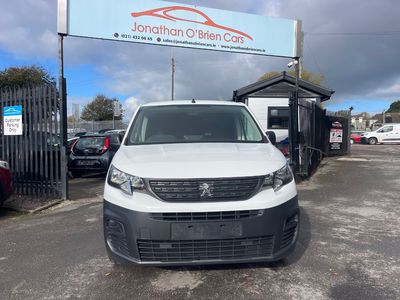 2023 Peugeot Partner
