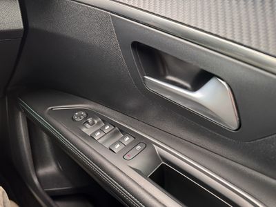 2024 Peugeot 5008