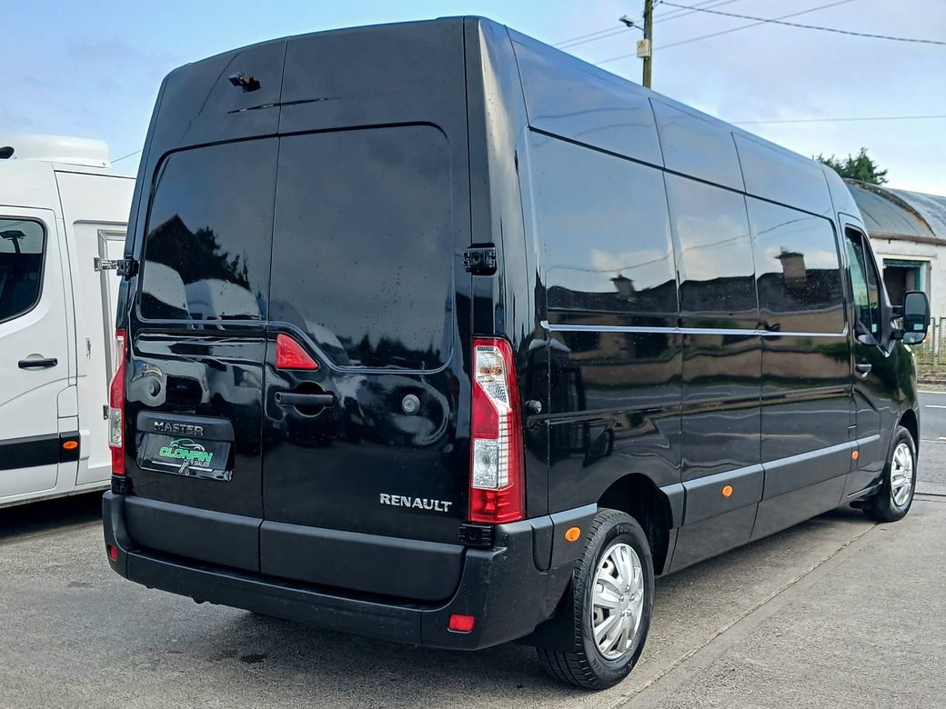 2020 Renault Master