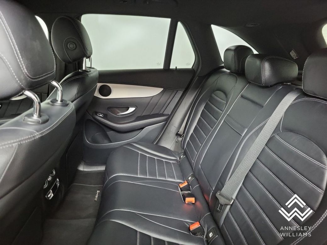 2021 Mercedes-Benz GLC Class