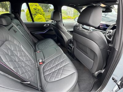 2025 BMW X5