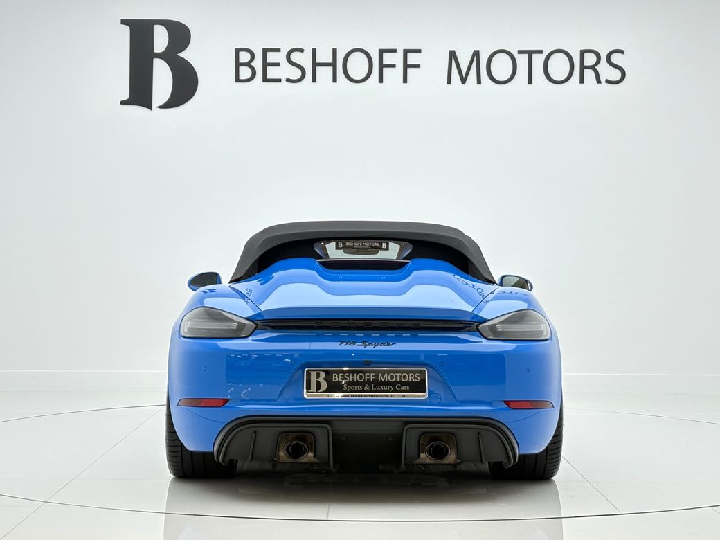 2023 Porsche 718 Spyder