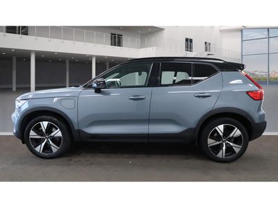 2021 Volvo XC40