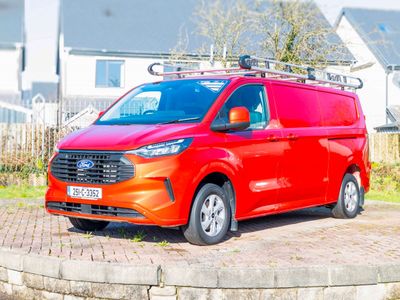 2025 Ford Transit Custom