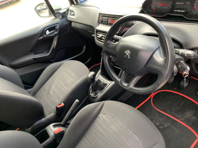 2013 Peugeot 208