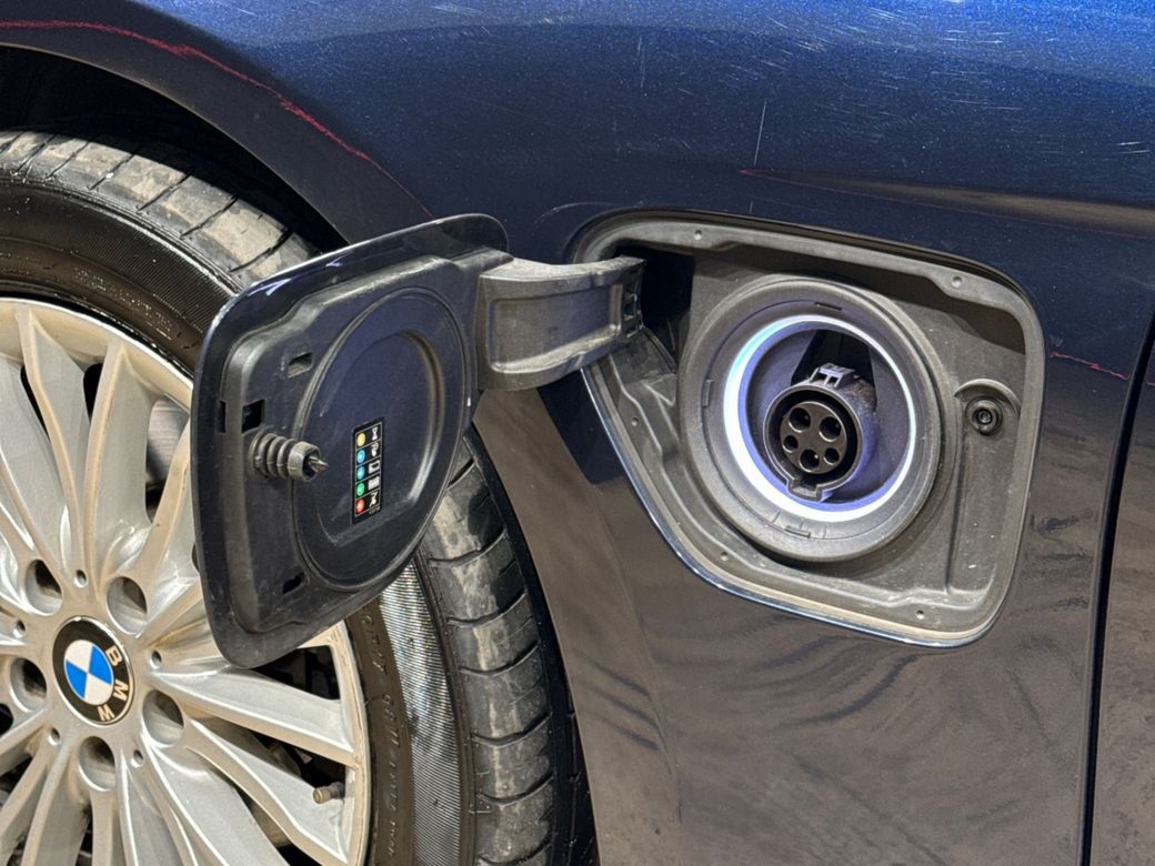 2017 BMW 330
