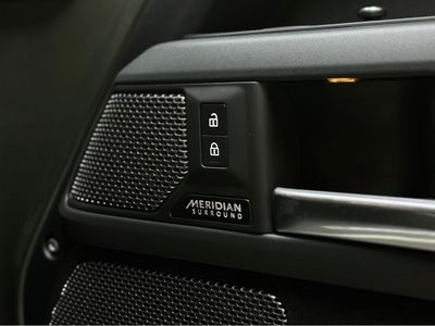 2023 Land Rover Defender