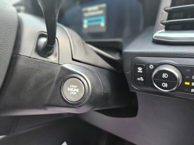 2025 Volkswagen Amarok