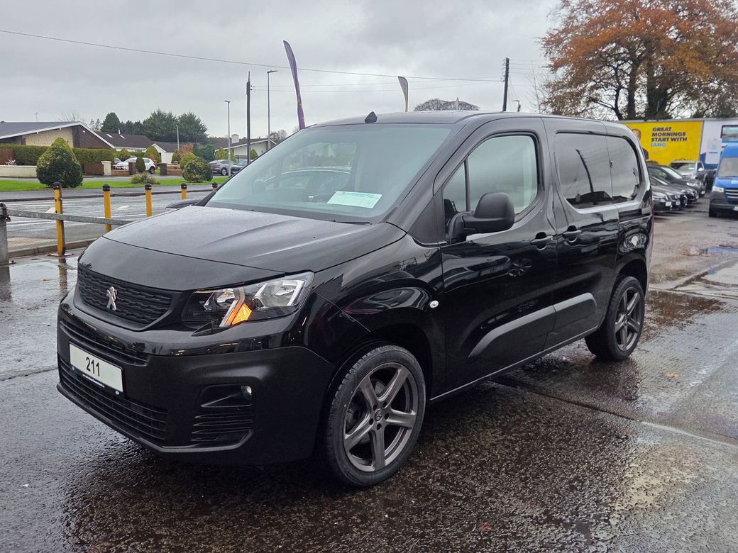 2021 Peugeot Partner