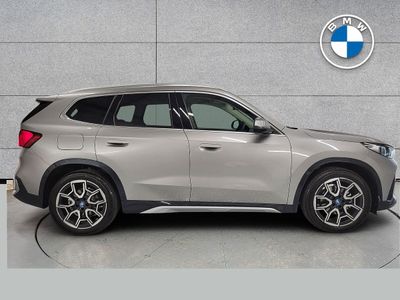 2025 BMW iX1