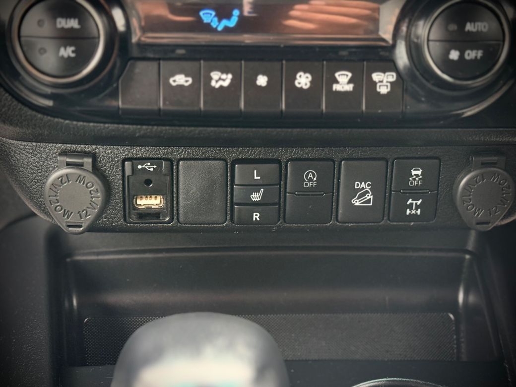 2023 Toyota Hilux