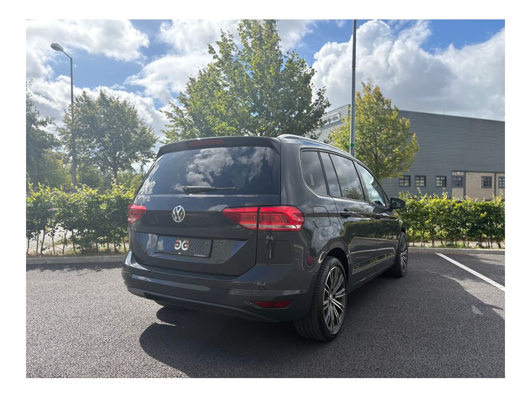 2016 Volkswagen Touran
