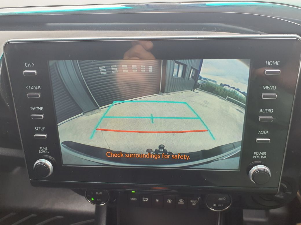 2024 Toyota Hilux