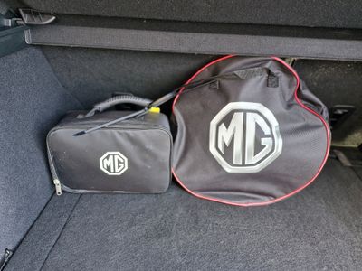 2023 MG MG4