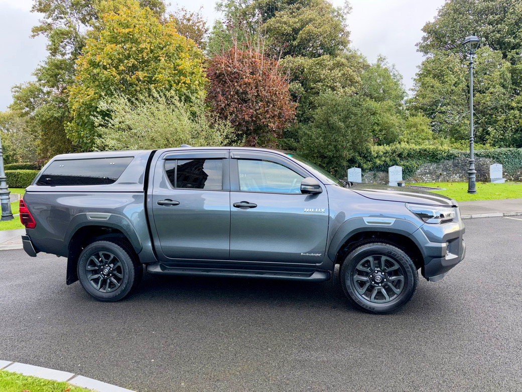 2023 Toyota Hilux