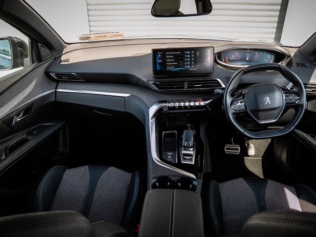 2023 Peugeot 5008