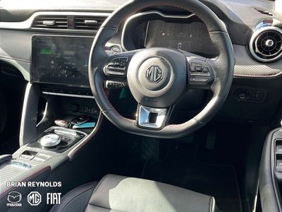2023 MG ZS