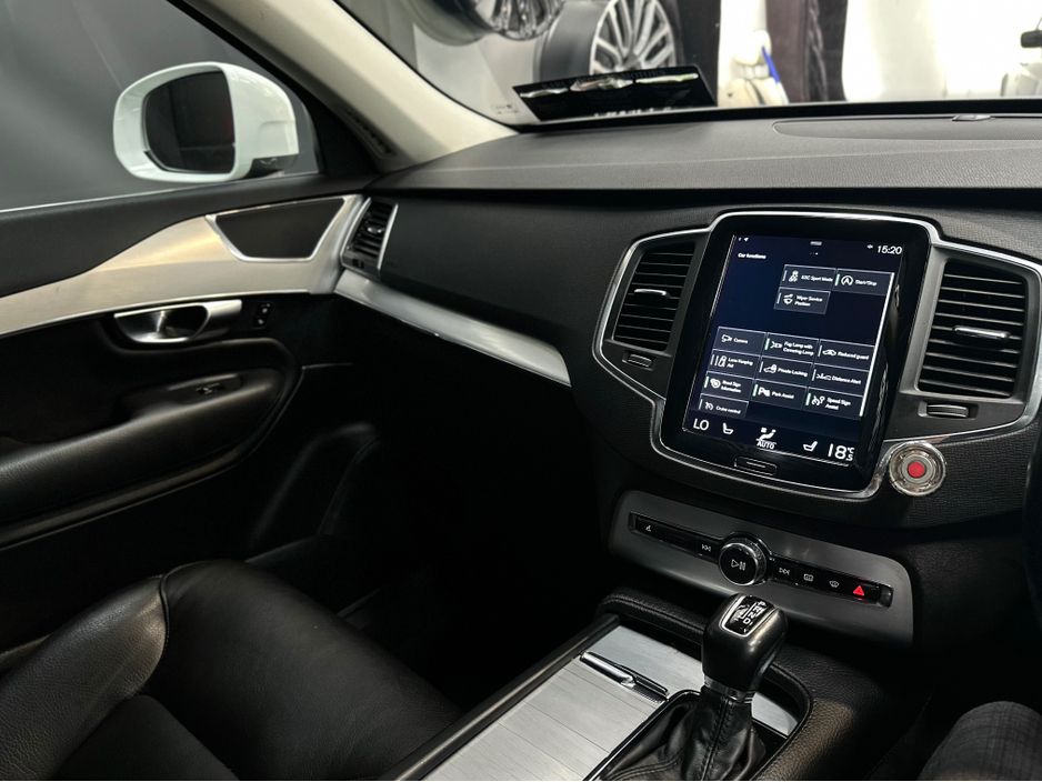 2017 Volvo XC90