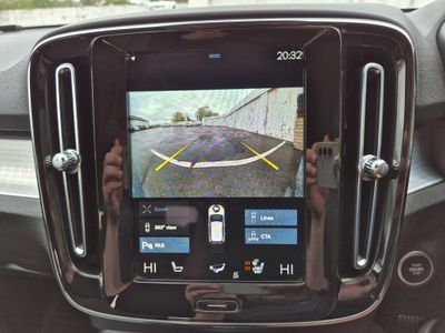 2022 Volvo XC40