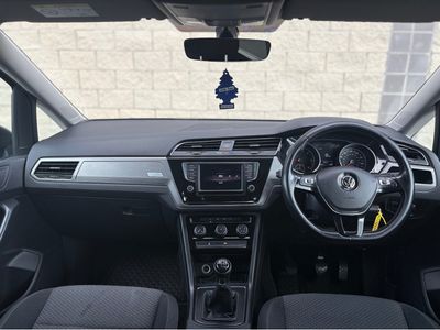 2016 Volkswagen Touran