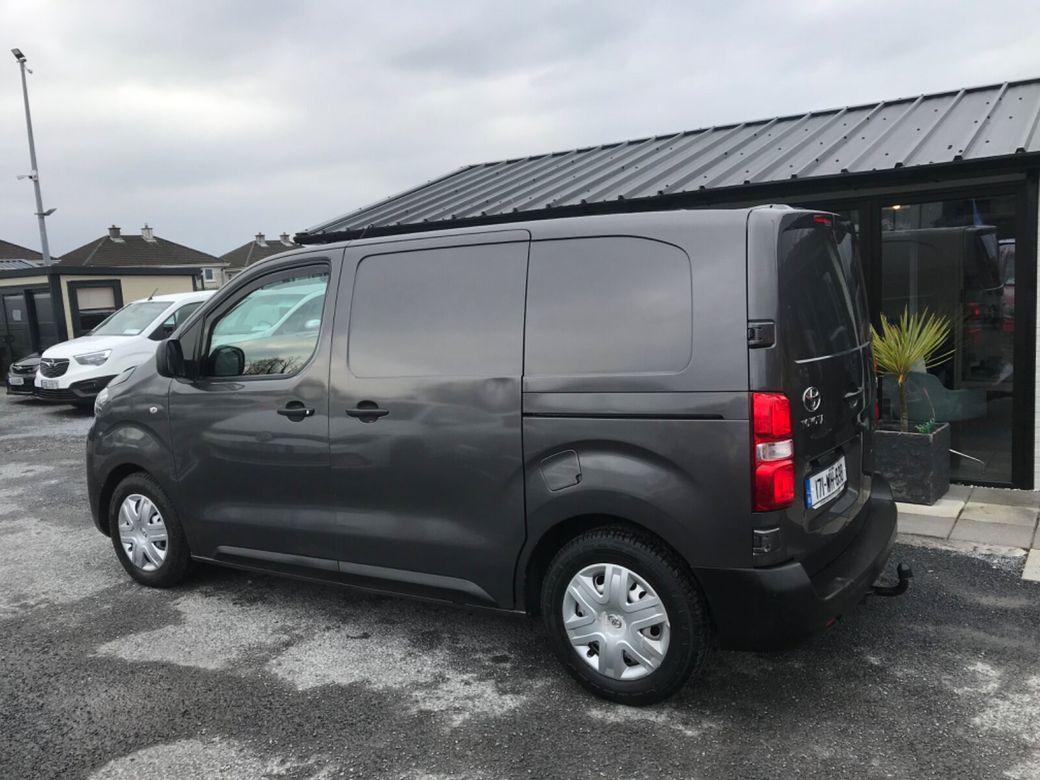2017 Toyota Proace
