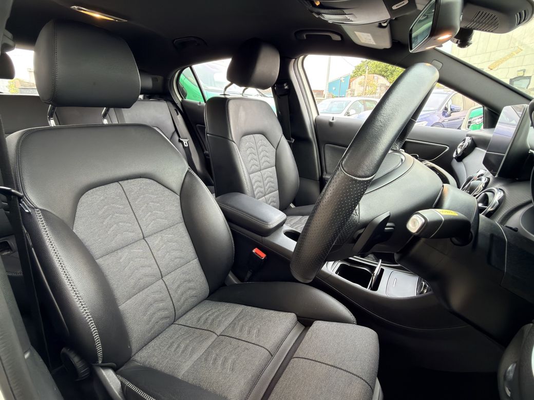 2017 Mercedes-Benz GLA 180