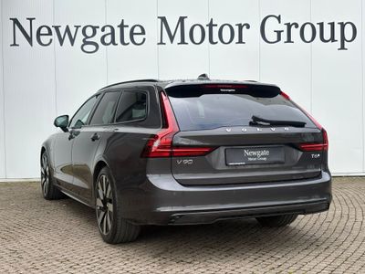 2025 Volvo V90