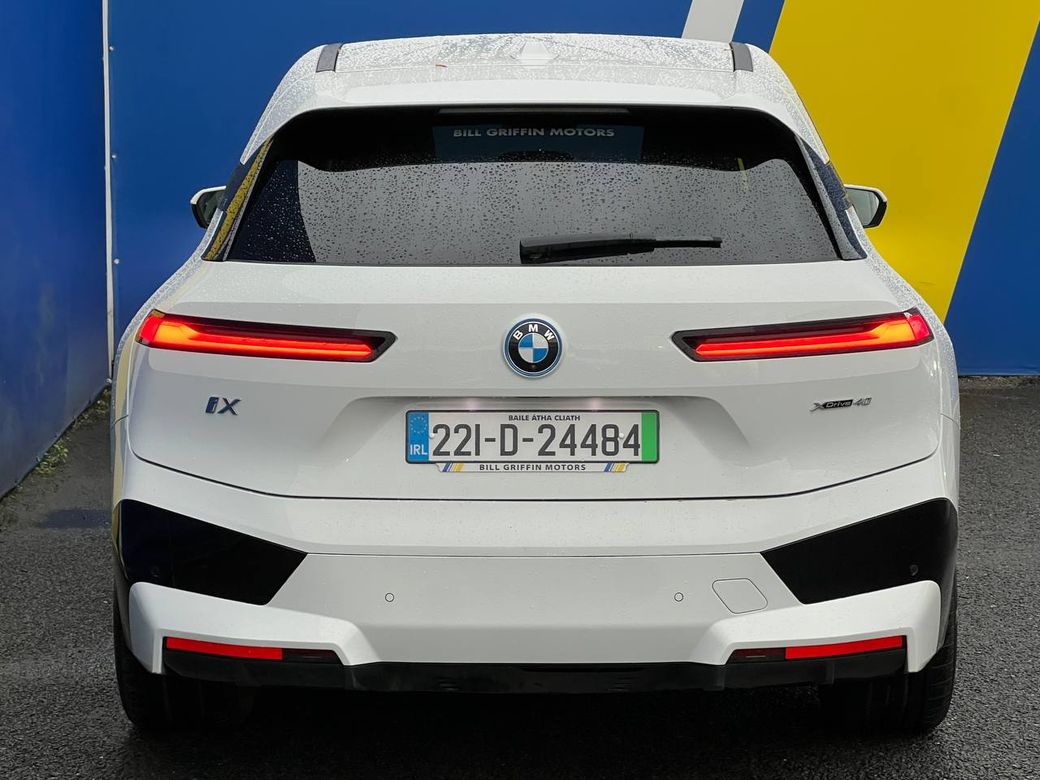 2022 BMW iX