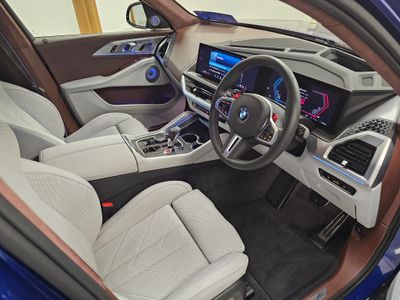2025 BMW XM
