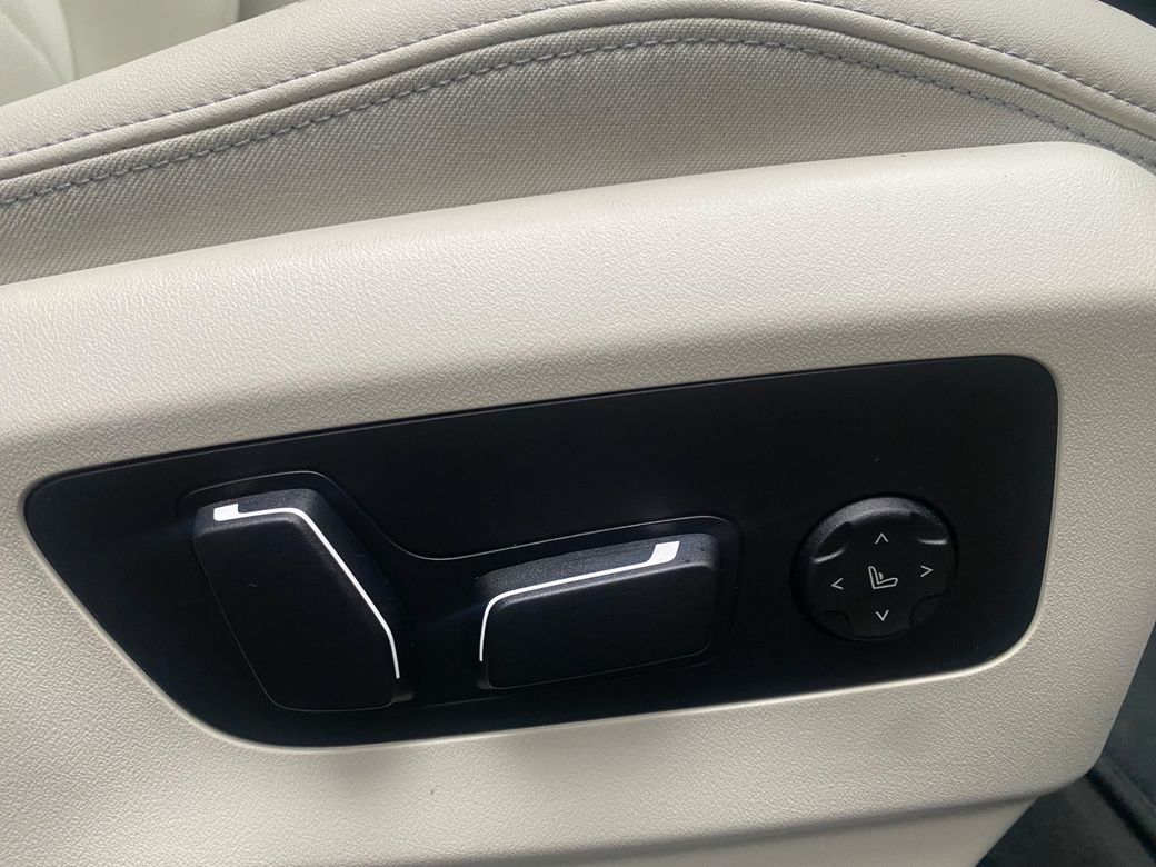 2025 BMW 5 Series