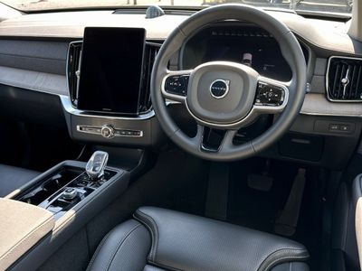 2025 Volvo XC90