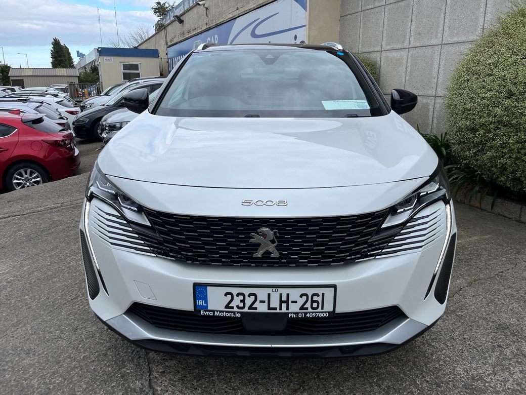 2023 Peugeot 5008