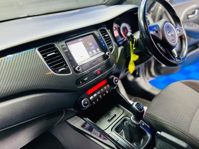 2018 Kia Carens
