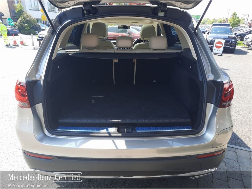 2021 Mercedes-Benz GLC Class