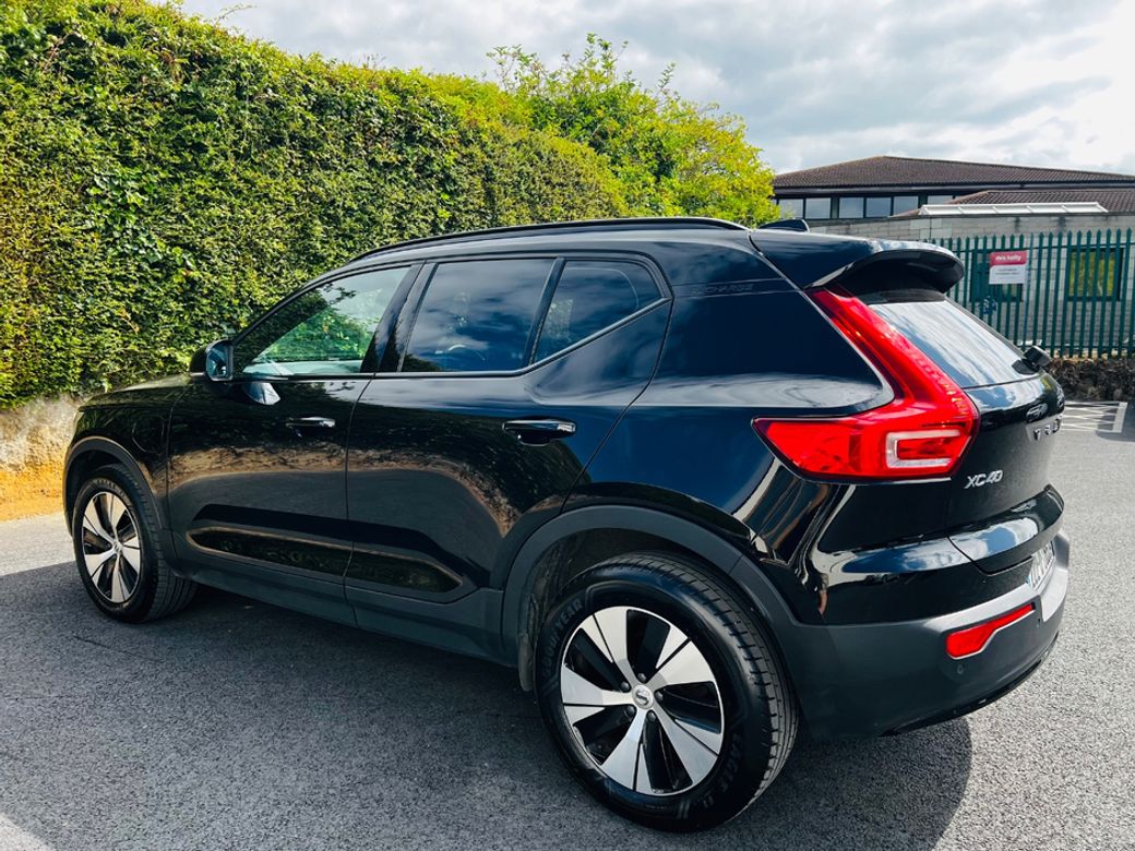 2022 Volvo XC40
