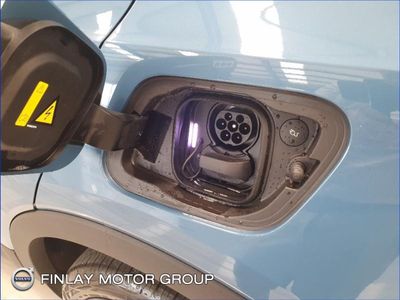 2025 Volvo Ex40